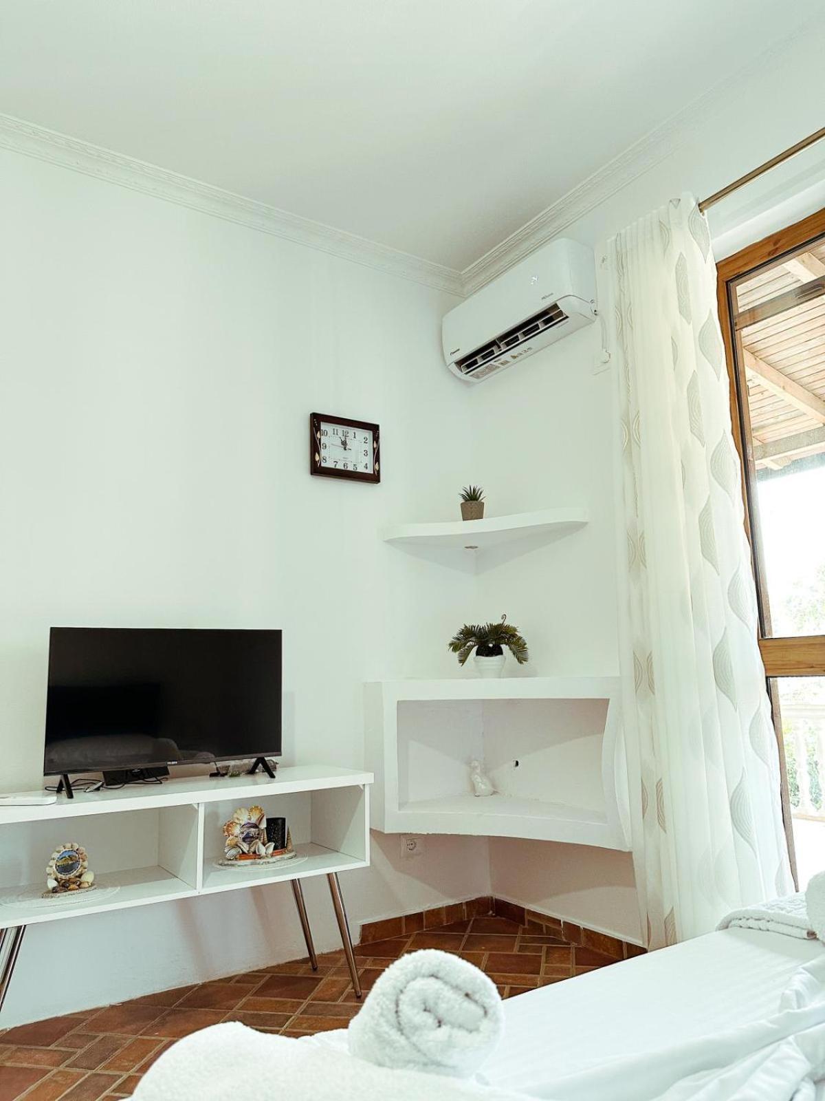 Vizion Hotel Shkodër Extérieur photo